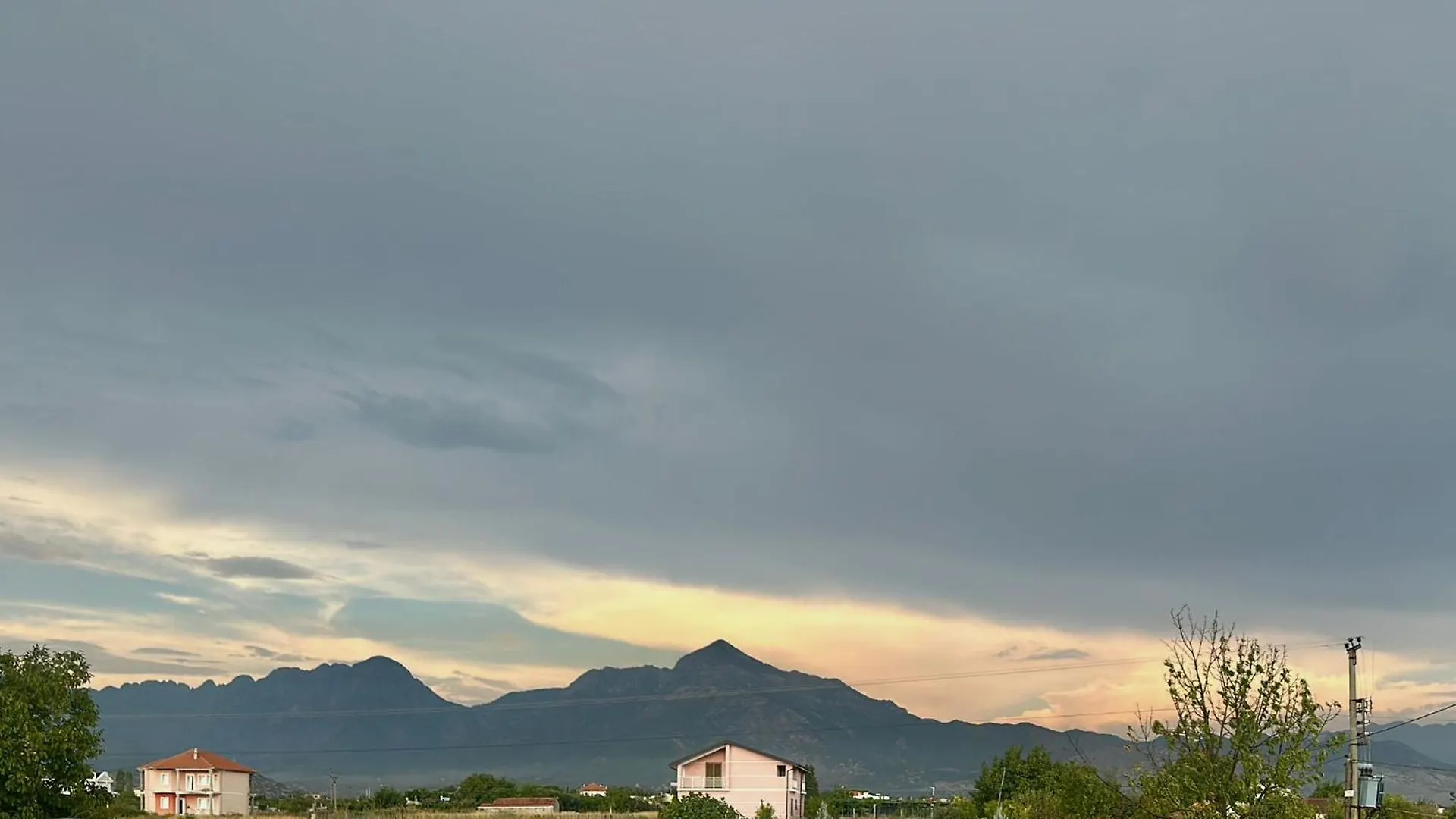 Nocleg ze śniadaniem Hotel Villa Ballkan Grilë